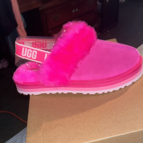 K FUNKETTE UGGS - Picture 3 of 3